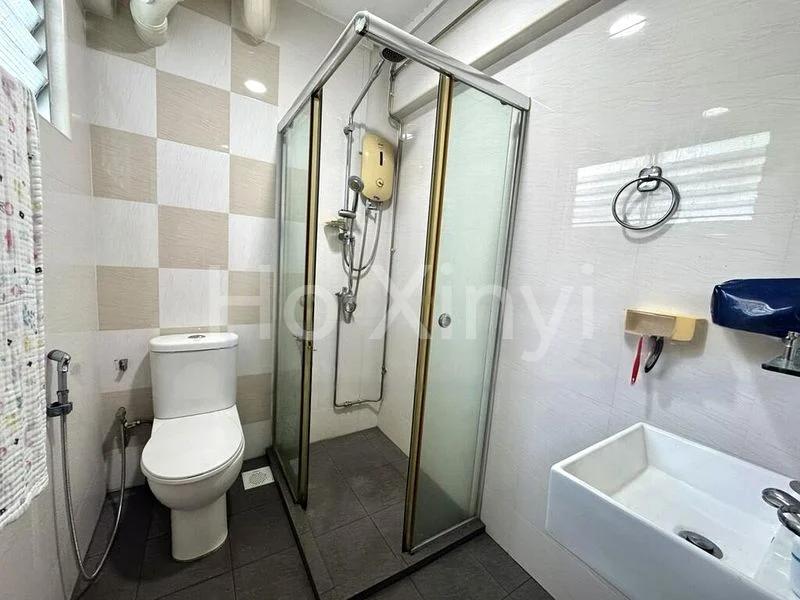 3 Room (3A) HDB for Sale in  515 Jurong West Street 52 - Image 2